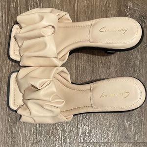 Sam Edelman Ruffled Nude Dress Sandals
